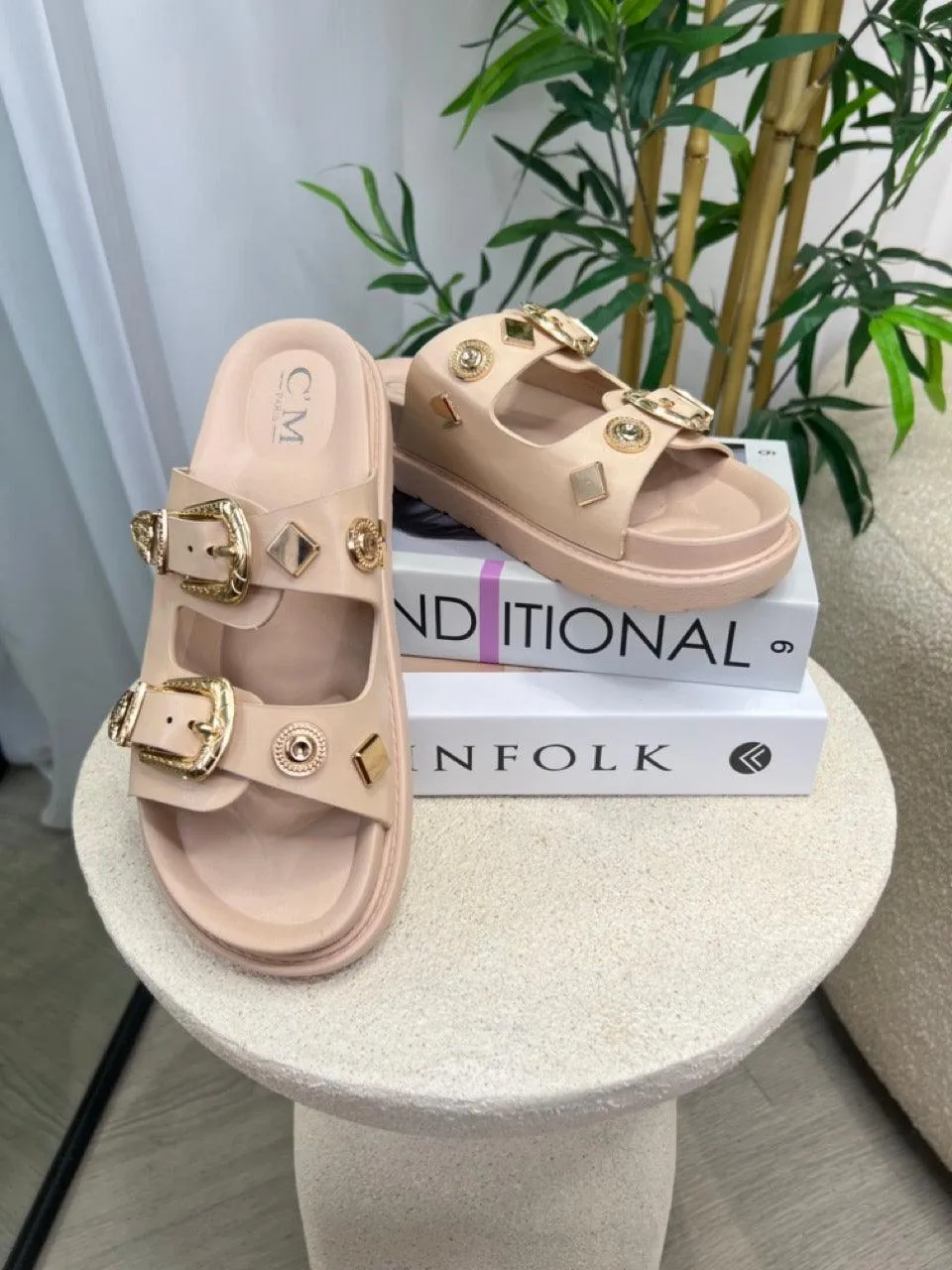 Embossed Buckle Sandal