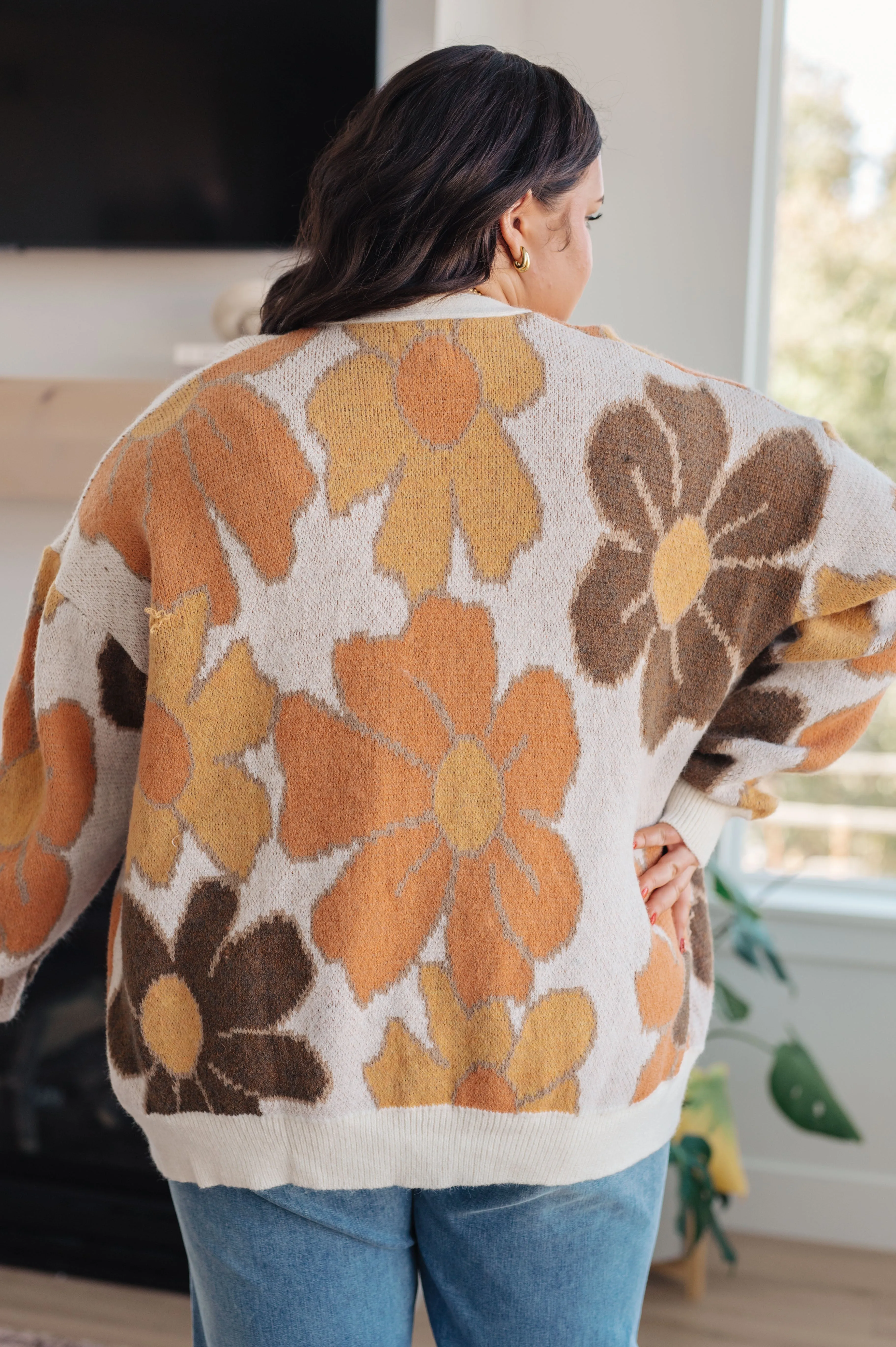 Exquisitely Mod Floral Cardigan (Online Exclusive)