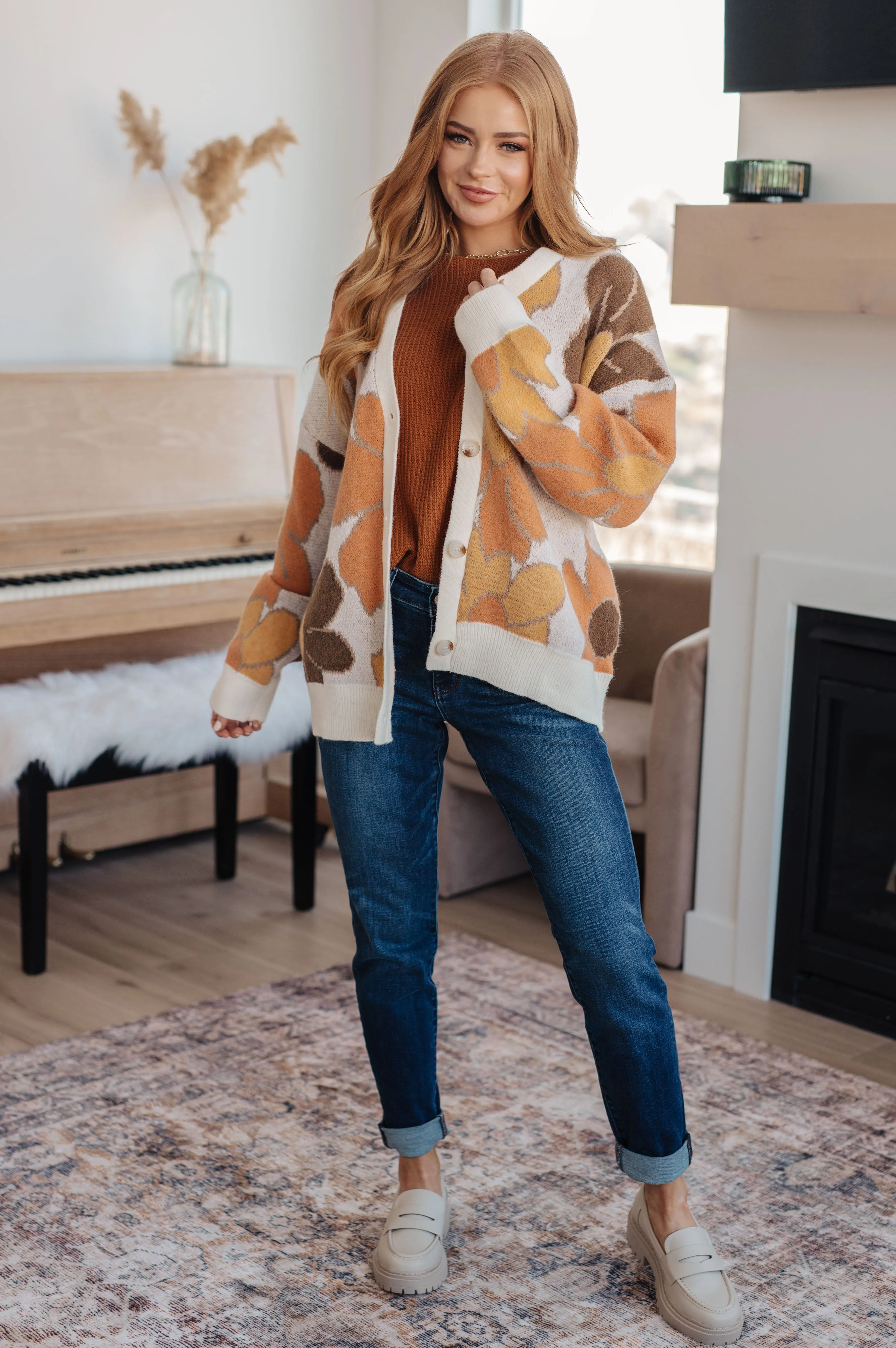 Exquisitely Mod Floral Cardigan (Online Exclusive)