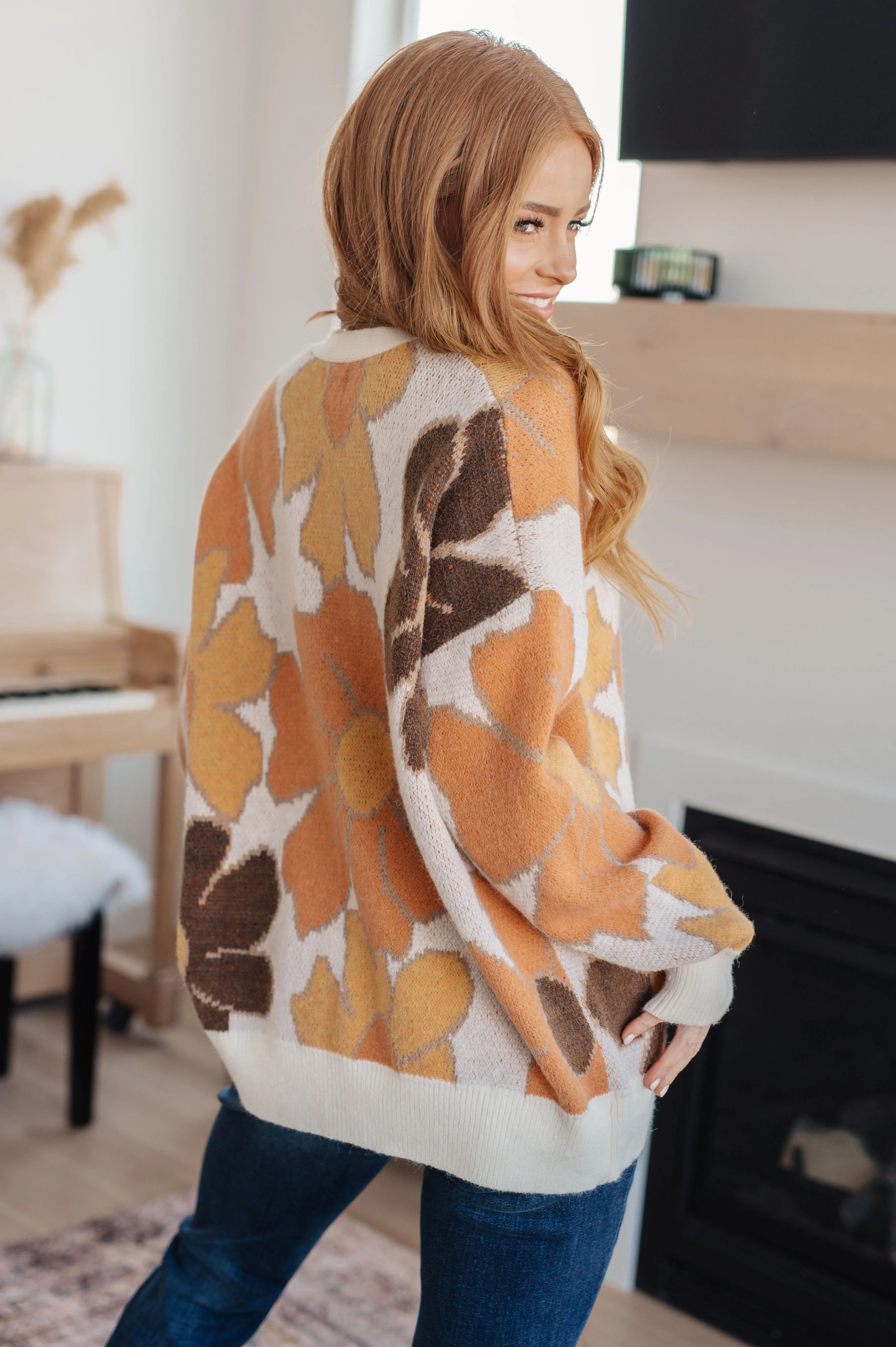 Exquisitely Mod Floral Cardigan (Online Exclusive)
