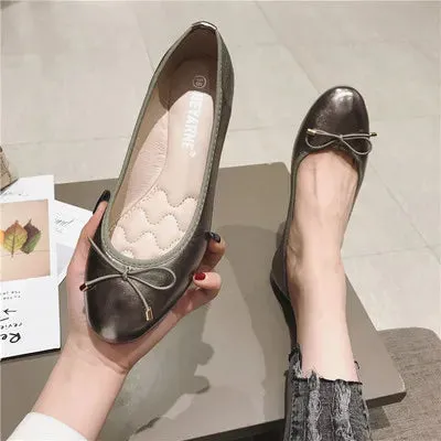 Flats for Women Casual Shoes Women Flats Soft Ladies Boat Shoes Slip-on Woman Ballet Flats Black Gold Grey Plus Size 42 YX1375
