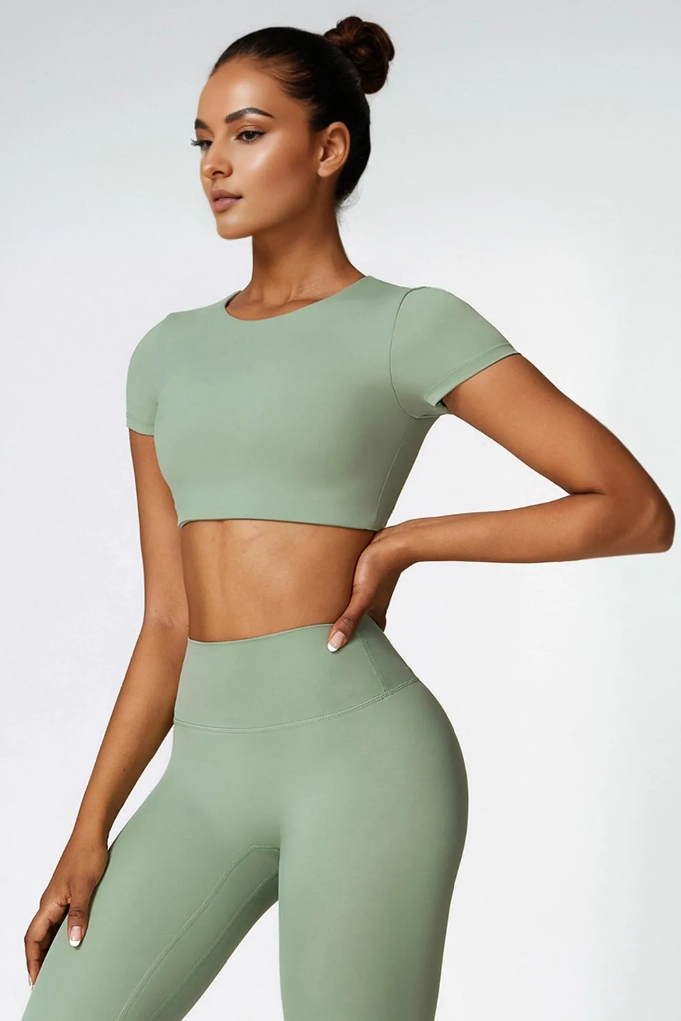 Power Move Crop Tee - Sage Green