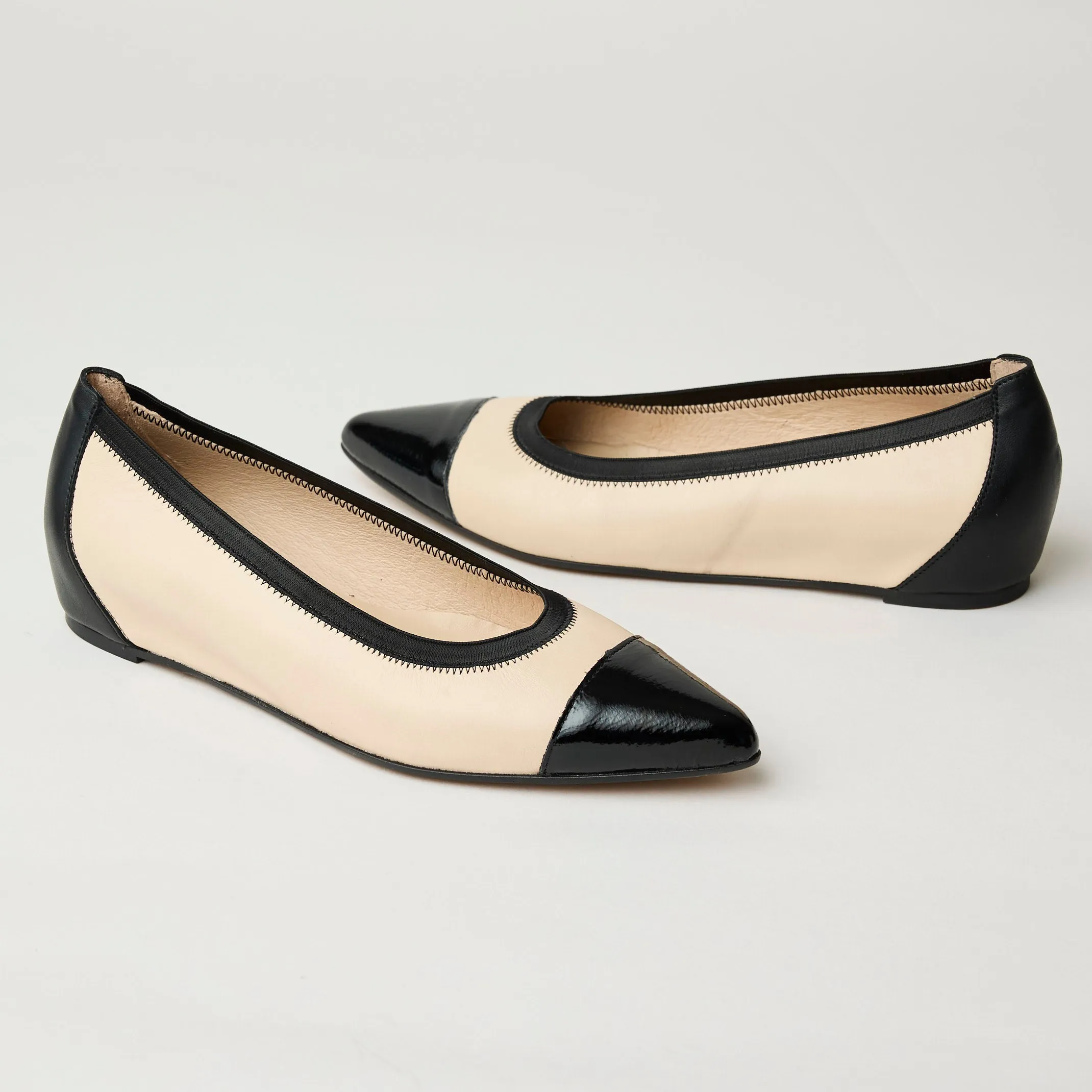 Wonders Ballerina Hidden Mini Wedge Shoes